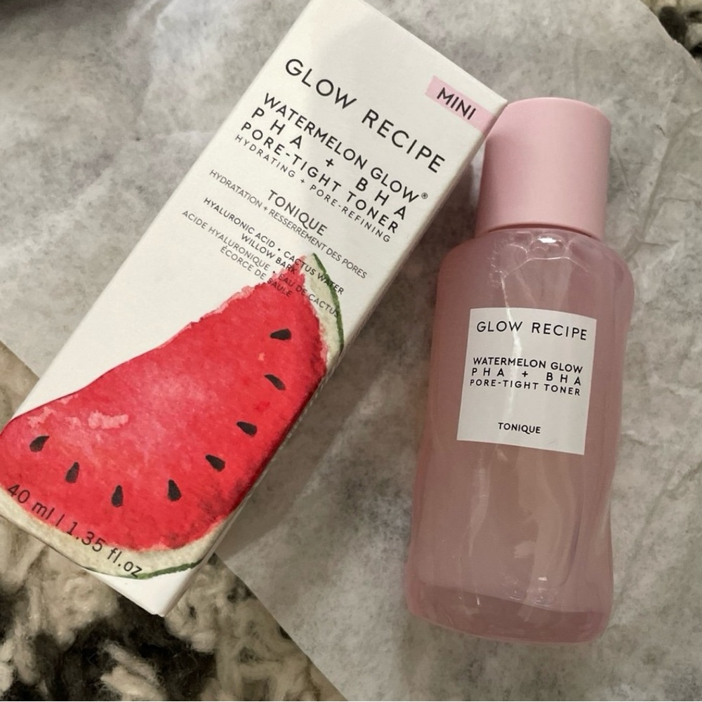 Glow Recipe Watermelon Glow pore tight toner